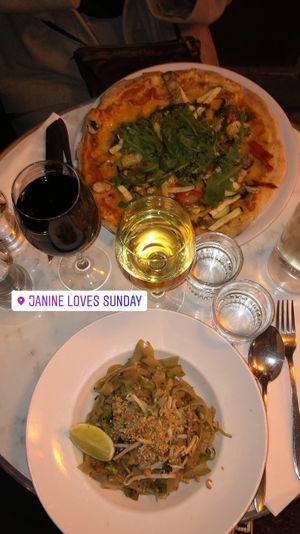 Pas Thai and pizza  at Janine Loves Sunday in Paris