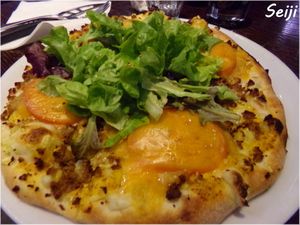 Pizza vegan (raclette) at Janine Loves Sunday in Paris