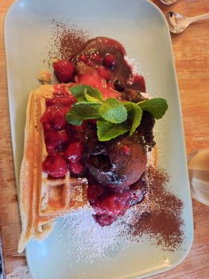  at Cafe Neue Liebe in Berlin