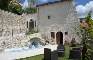 Locanda Incantata is a B&B and Restaurant in the Medieval town, near the Castle in Scurcola Marsicana (AQ) at Locanda Incantata in Scurcola Marsicana
