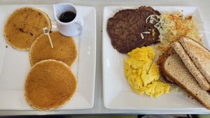 Vegan Big Breakfast at Anna's House - Plainfield in Grand Rapids