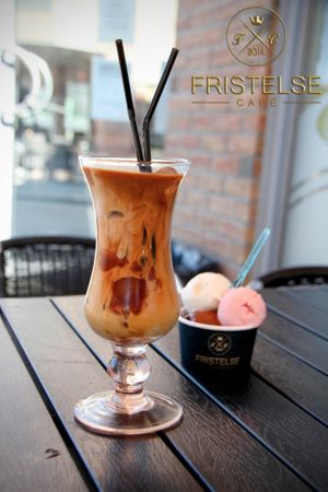 Ice latte with almond milk at Fristelse Cafe & Bistro in Oslo