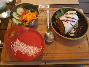 Menu of the day: Salad, gazpacho and half a chickpea + cous-cous wrap at Sanissimo - Opera in Madrid
