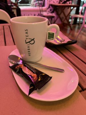 Tea   at Sanissimo - Opera in Madrid