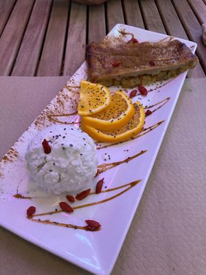 Apple strudel  at Sanissimo - Opera in Madrid