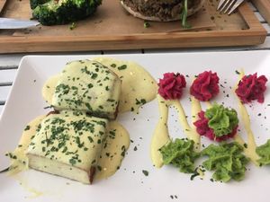 vegan tapas at Sanissimo - Opera in Madrid