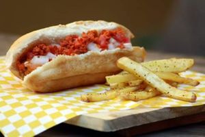 Gluten sausage hot dog at Vegarum in Monterrey