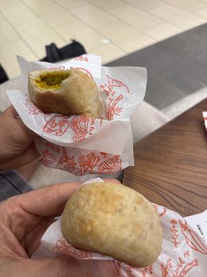 Little buns with vegan fillings  at Irohado in Nagano