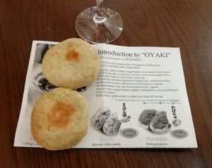 Introduction to Oyaki at Irohado in Nagano