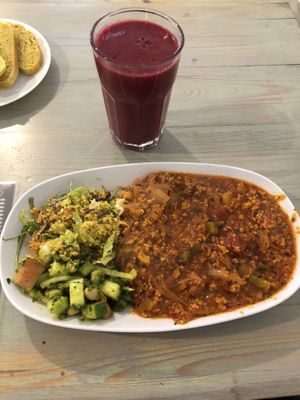Menemen 😊 at Kiez Vegan - Warschauer Str in Berlin