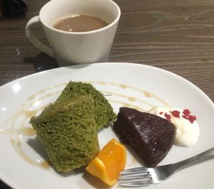 Dessert plate at Evah Dining Macrobiotic - Hakata Riverain Mall in Fukuoka