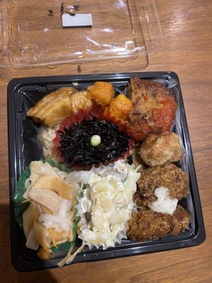 There’s rice under   at Evah Dining Macrobiotic - Hakata Riverain Mall in Fukuoka