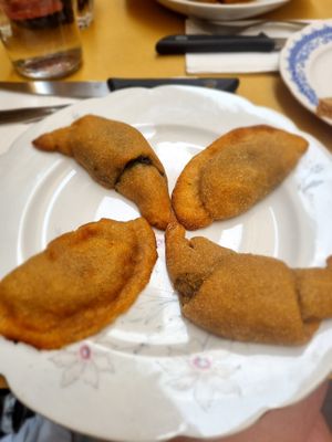 Il duetto perfetto (savoury vegan croissants) at Le Golose Imperfezioni in Como