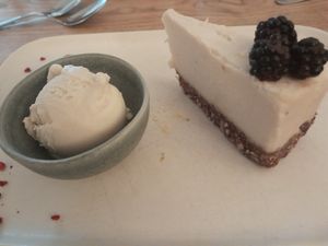 Cheesecake at Earthlings in Bolton