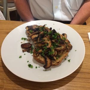 Chestnut mushrooms on toast. at Earthlings in Bolton