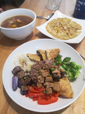 Soup with stinky tofu 80 NTD, kind of scallion pancake and a plate of stir fried vegetables with bearn curd and rice (180NTD) at Brother Su Vegan Kitchen in New Taipei City