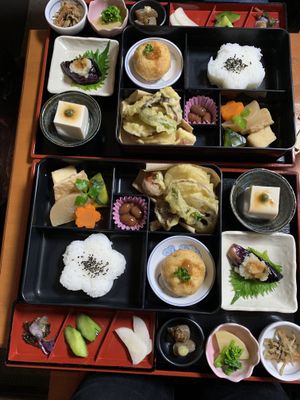 Amazing selection - Zen Buddhism  at Arashiyama-kan in Kyoto