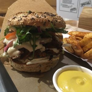 Pulled jackfruit burger  at Farma Burgerownia Roslinna in Krakow