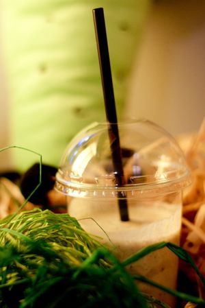Farm`s smoothie - WHITE FARMA #omnomnom at Farma Burgerownia Roslinna in Krakow