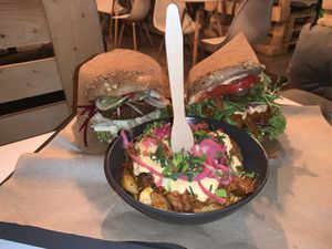  #Veganuary at Farma Burgerownia Roslinna in Krakow