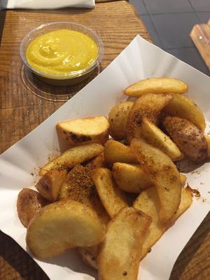 Yummy wedges  at Farma Burgerownia Roslinna in Krakow