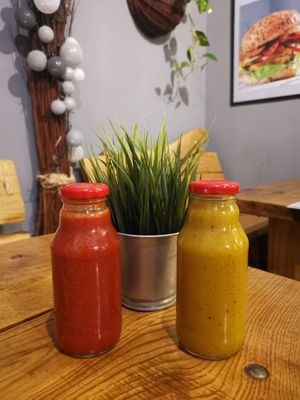 Smoothies at Farma Burgerownia Roslinna in Krakow