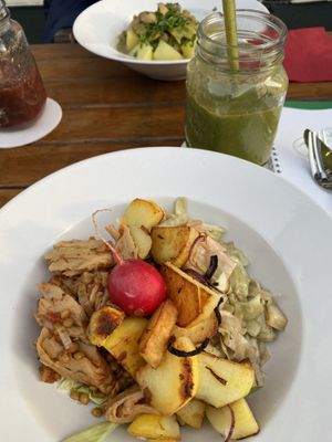 Super Bowl  at Schneeweiss + Rosenrot in Goslar