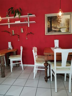 Schneeweiss & Rosenrot inside at Schneeweiss + Rosenrot in Goslar