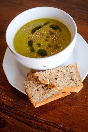 Hausgemachte leckere SUPPEN
Immer wechselnd 
 at Schneeweiss + Rosenrot in Goslar