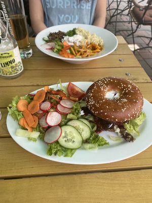   at Schneeweiss + Rosenrot in Goslar