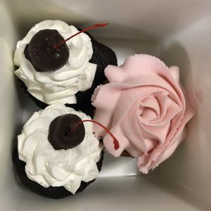 🧁 Primeros cupcakes rescatados  at Peace of Cake - Dark Kitchen in Naucalpan De Juarez