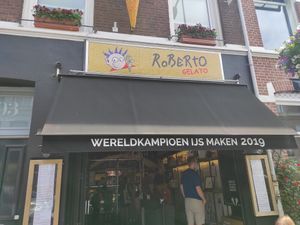 Outside at Roberto Gelato in Utrecht