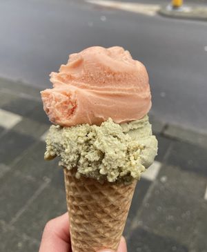 Blood orange (sweet and a bit tangy) and pistache sorbet (quite creamy)  at Roberto Gelato in Utrecht