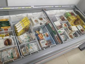 Also frozen vegan products at El Cambio in Malaga