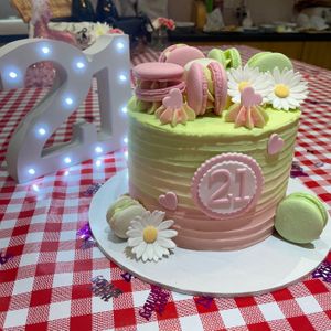 Nicest cakes we’ve ever had! So fresh and so many vegan options to choose from. Owner is super friendly and accommodating and great to see a female owned business doing so well! at Jesmond Cake Company in Newcastle Upon Tyne