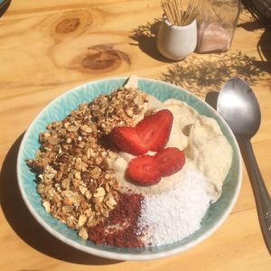 banana smoothie bowl  at Cafe Vida in La Paz
