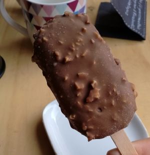 Yummy chovolate banana icecream at Cafe Vida in La Paz