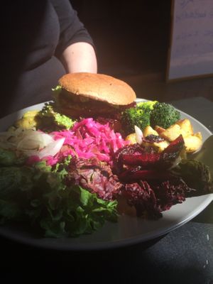 Quinoa burger at Cafe Vida in La Paz