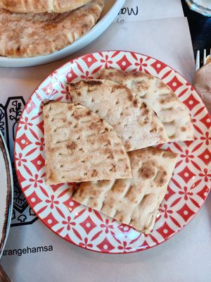 Pita bread at ONO by Marouli in Rhodes