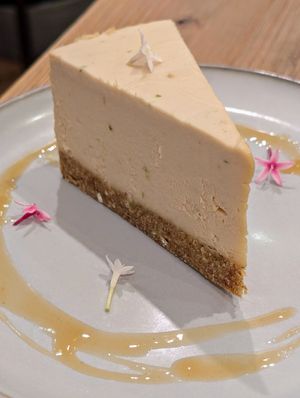 Blueberry cheesecake at Plants in Taipei