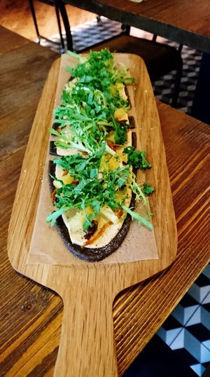 Flatbread at Plants in Taipei