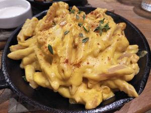 Vegan mac and cheese at Plants in Taipei