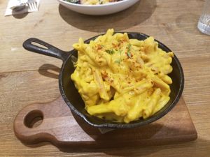 Mac and cheese at Plants in Taipei