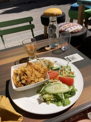 Repas végétalien succulent. Bonne ambiance et personnel au top.   at Mesa in Esch-sur-alzette