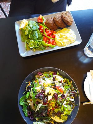 Raw salad and rosviti (?) portion with falafel at Veganaki in Athens