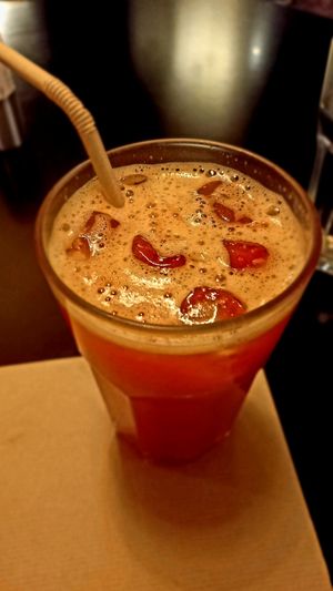 Orange and pomegranate juice at Veganaki in Athens