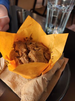Apple tahini muffin at Veganaki in Athens