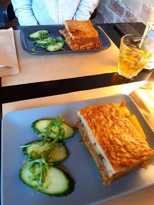 Moussaka in the front, Pastitsio in the background at Veganaki in Athens