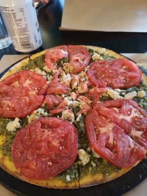 Pesto pizza at Veganaki in Athens