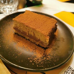 Tiramisu at Veganaki in Athens